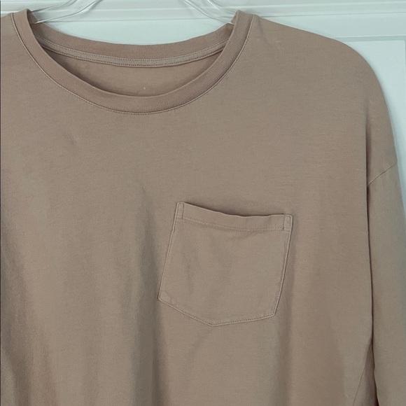 Everlane Organic Cotton Long Sleeve Light Pink Pocket Tee Size Small - Picture 3 of 5